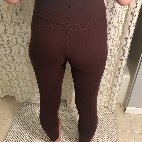 Size 6 maroon Lululemon leggings - Picture 3 of 4